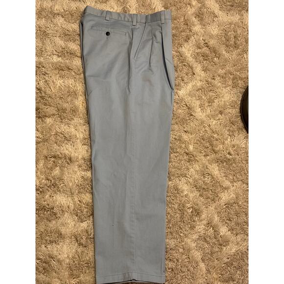 Roundtree & Yorke Pants Mens 32X30 Baby Blue Flat Front Chino Relaxed Fit Cotto - Picture 1 of 6